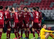 ac米兰-红色的队伍在足球赛中取得了胜利，喜获三分