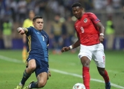 米兰体育-丹麦队战平苏格兰，暂时失去小组头名