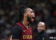 米兰体育app入口-米切尔-罗宾逊助热火获胜