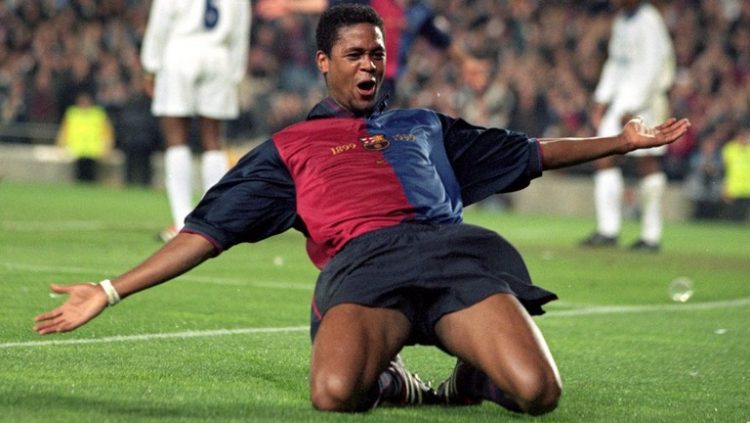 巴塞罗那小胜阿贾克斯,取得重要胜利 巴塞罗那小胜阿贾克斯,取得重要胜利