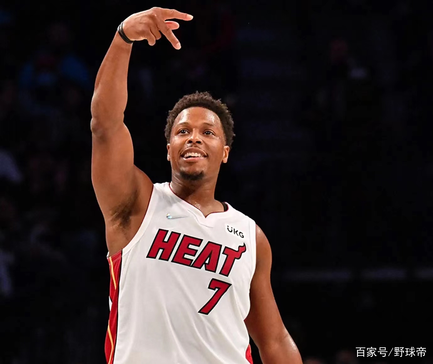 包含老鹰大破太阳,全队联手表现赢得胜利的词条 包含老鹰大破太阳,全队联手表现赢得胜利的词条