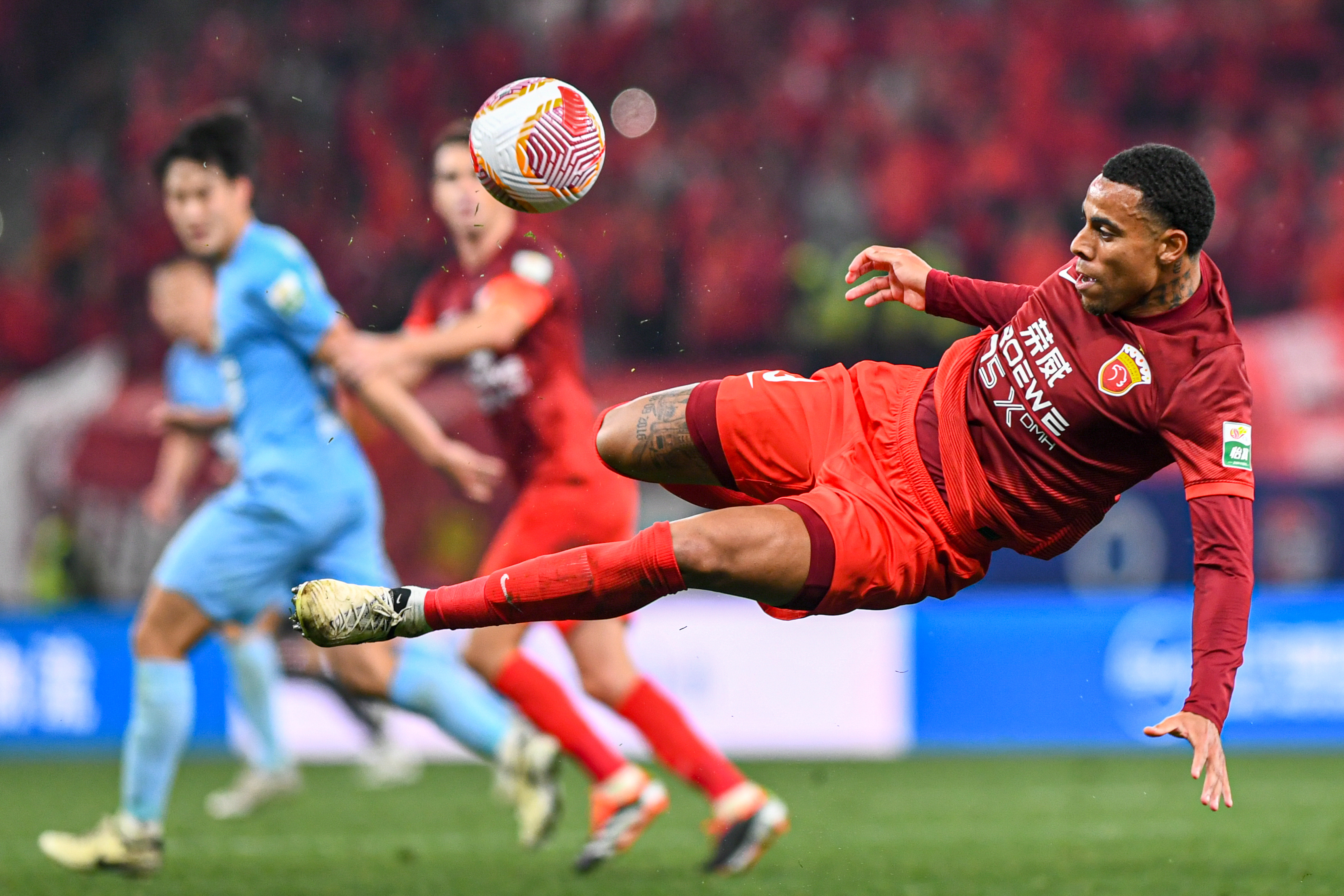 德国足球俱乐部在国际赛事中表现抢眼