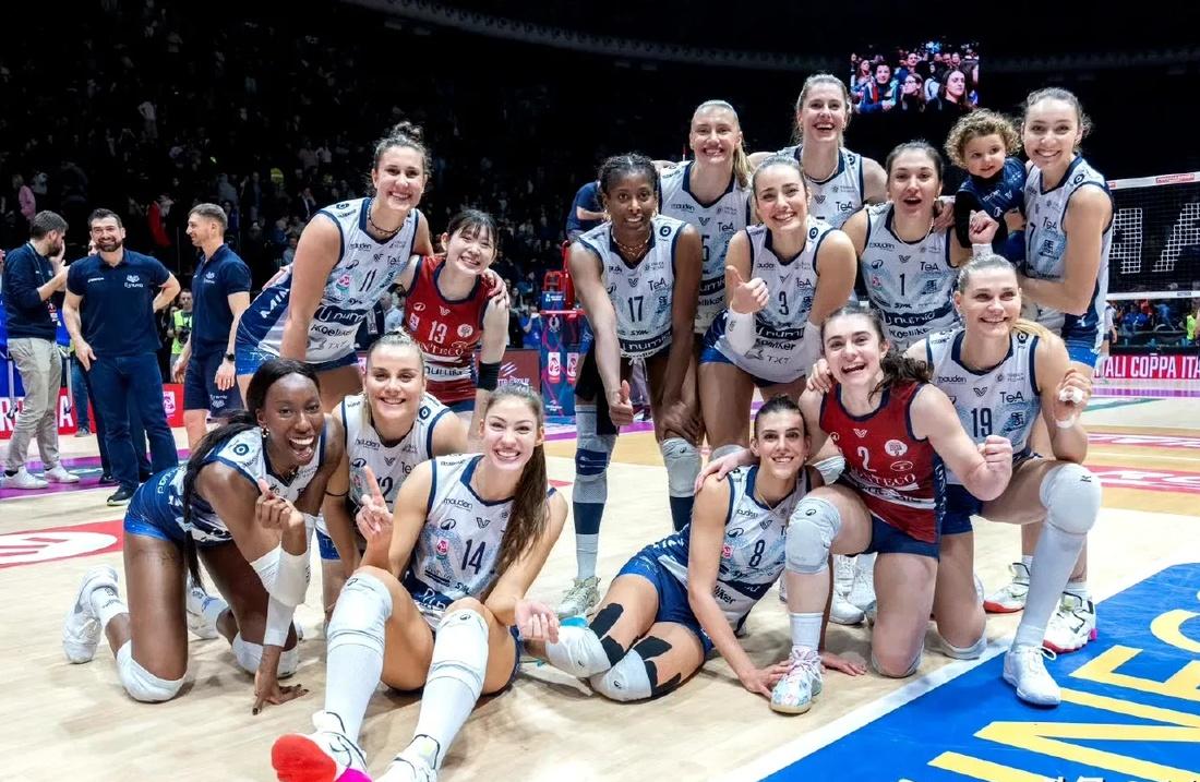 意大利女队实力碾压法国队 意大利女队实力碾压法国队