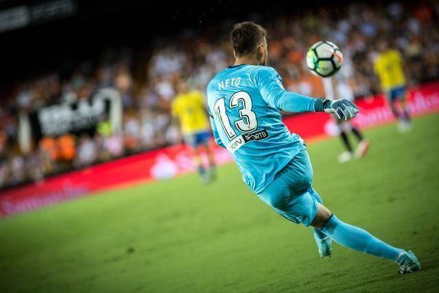 战胜帕尔玛 战胜帕尔玛