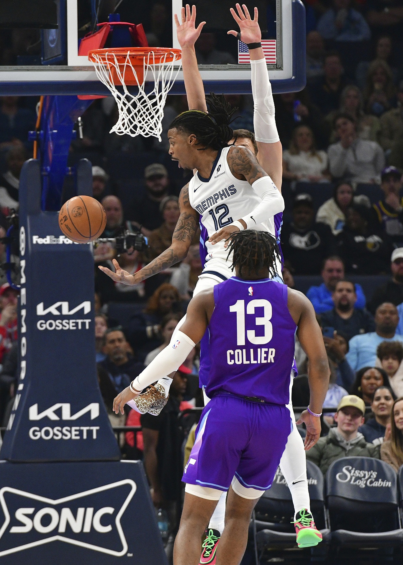 灰熊在客场逆转爵士,驶入西部半决赛 灰熊在客场逆转爵士,驶入西部半决赛