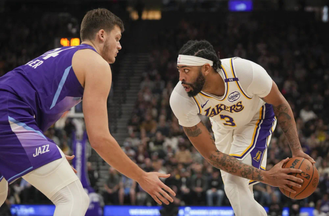 湖人战胜爵士,稳居西部第二 湖人战胜爵士,稳居西部第二