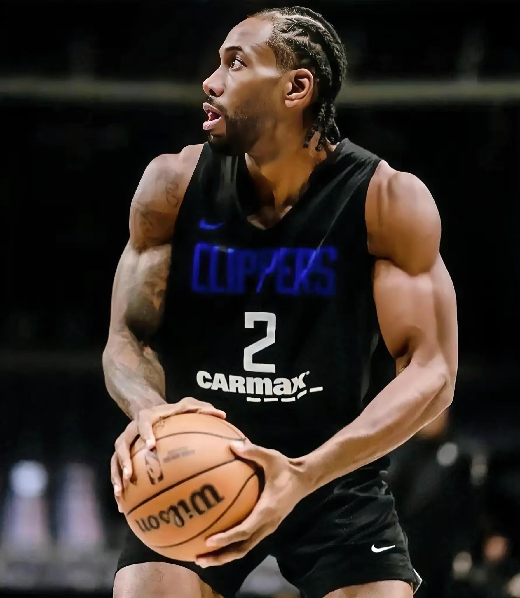 猛龙不敌湖人,伦纳德独挑大梁 猛龙不敌湖人,伦纳德独挑大梁