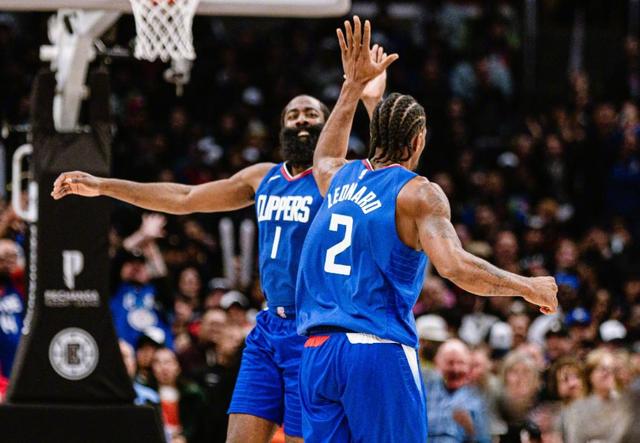 包含快船大胜猛龙：乔治砍41分，快船客场豪取胜利的词条