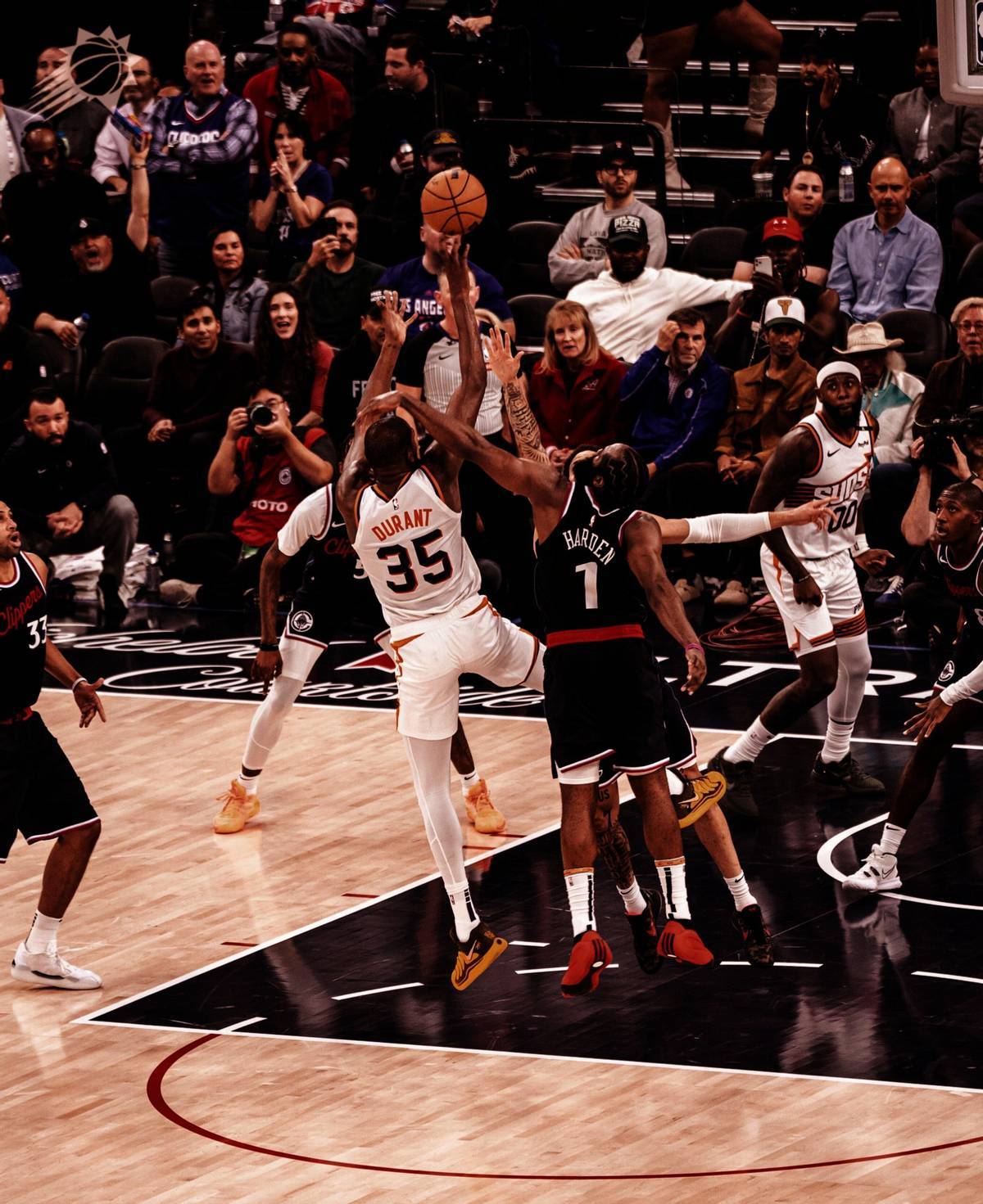 快船击败灰熊，莱昂纳德超多神刷的简单介绍