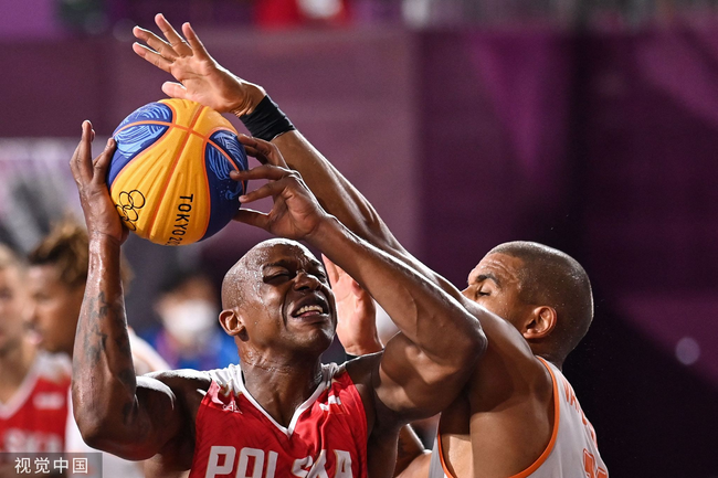 波兰队险胜葡萄牙队，许昕带队取胜